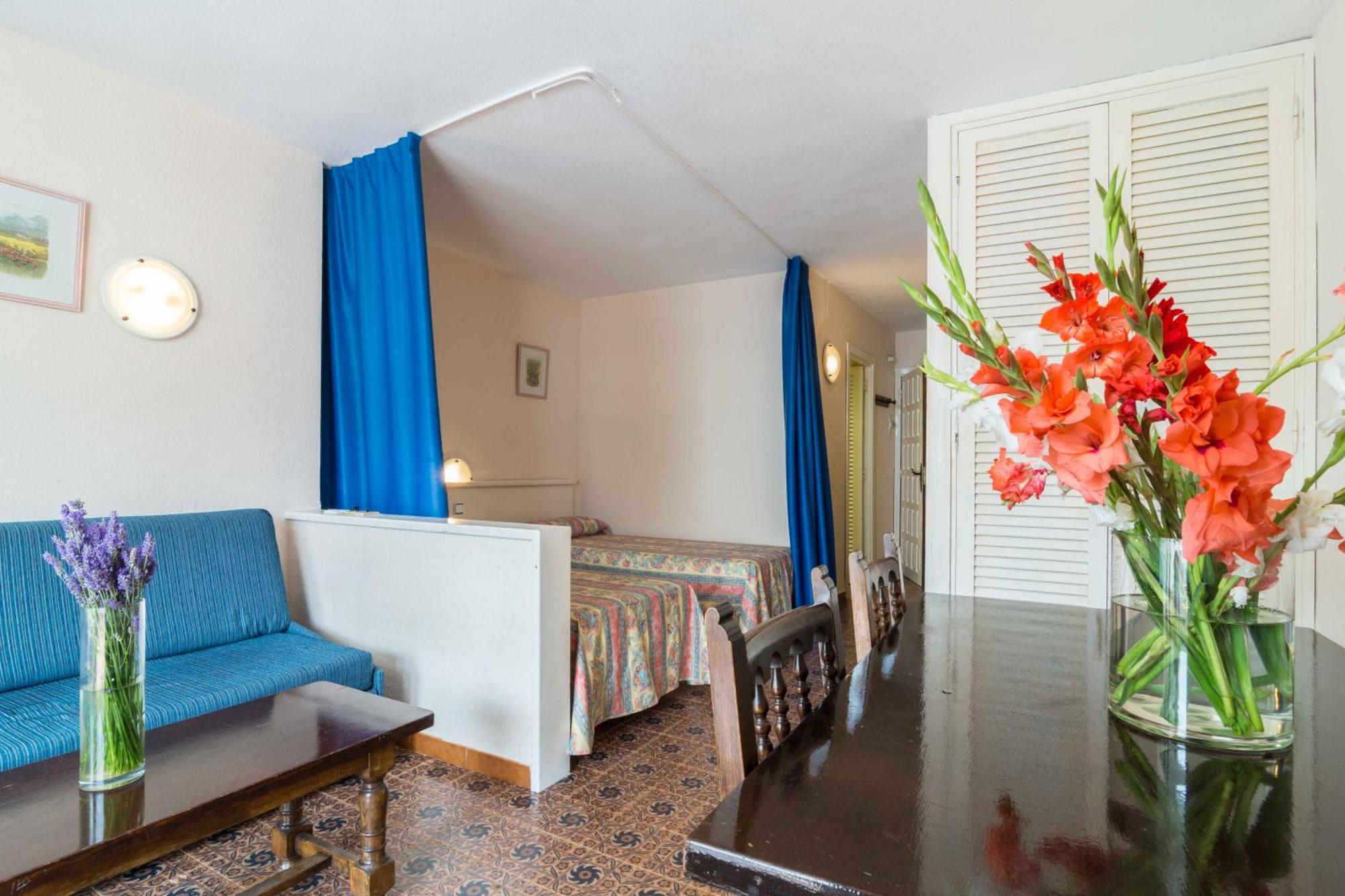 Apartamentos Complejo Eurhostal Alcoceber Luaran gambar